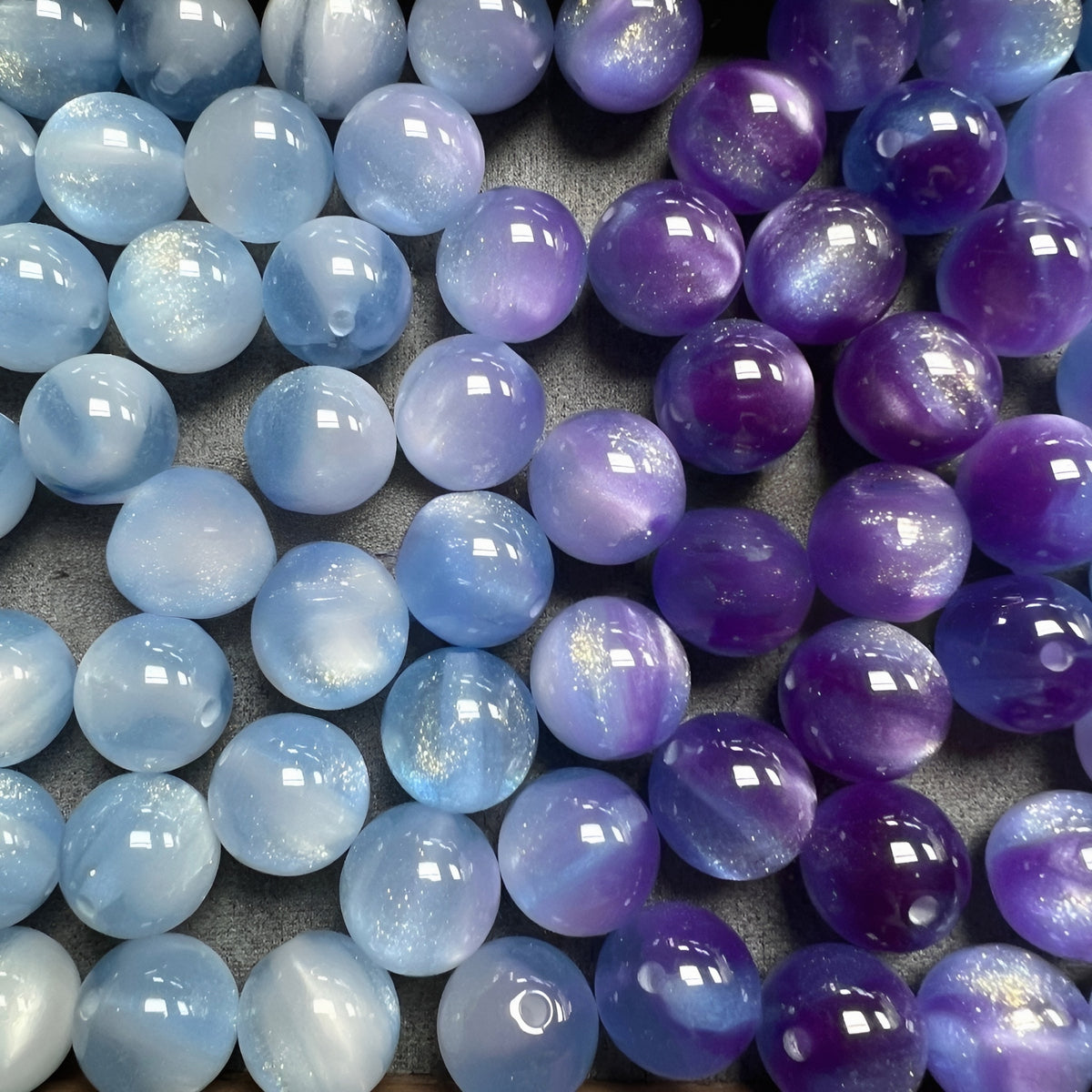 Color-Changing Glass Beads (Light Blue to Purple)