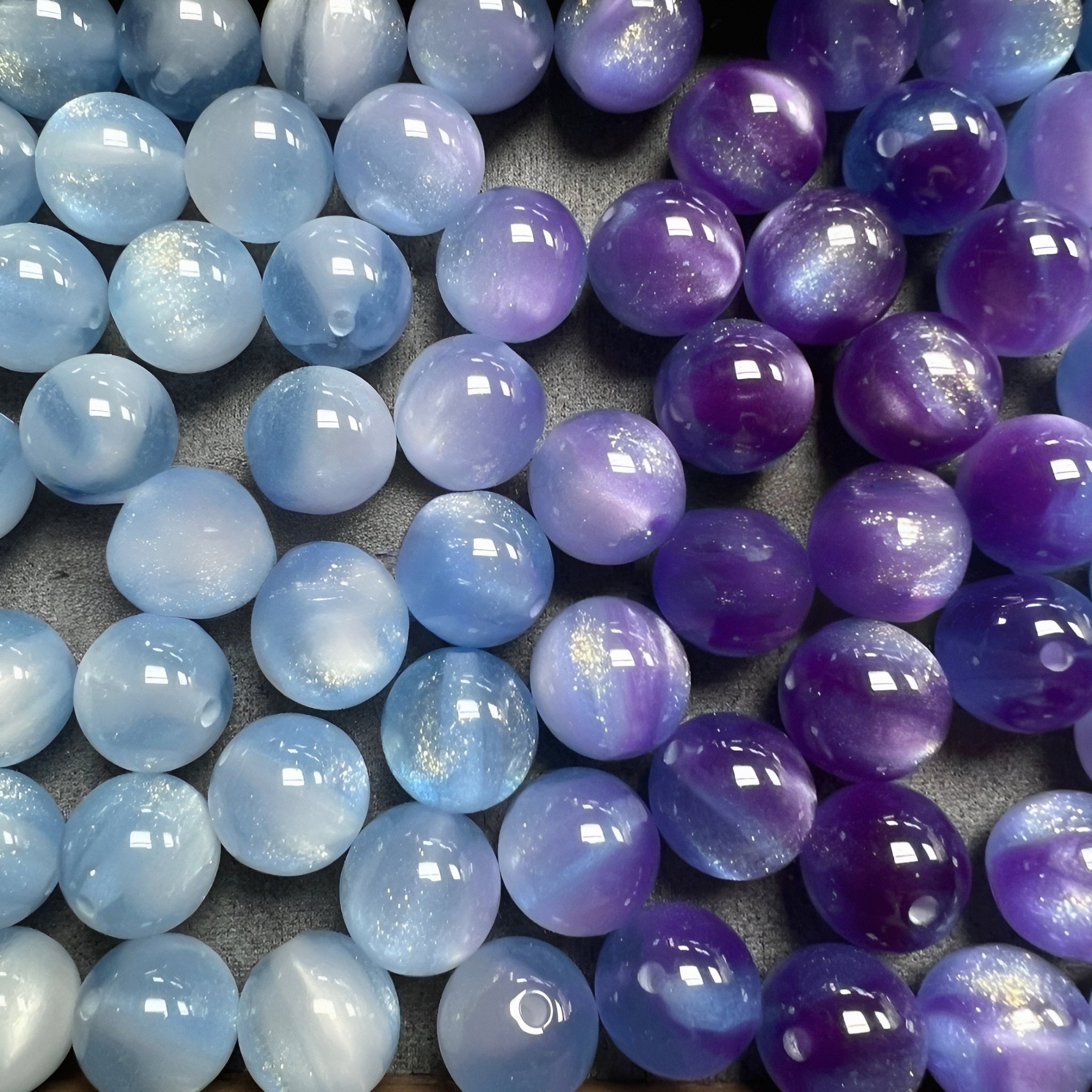 Color-Changing Glass Beads (Light Blue to Purple)